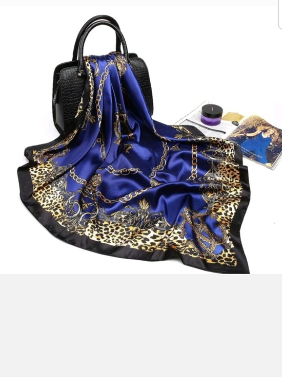 Accessories - Blue Chain & Leopard Print  Scarf